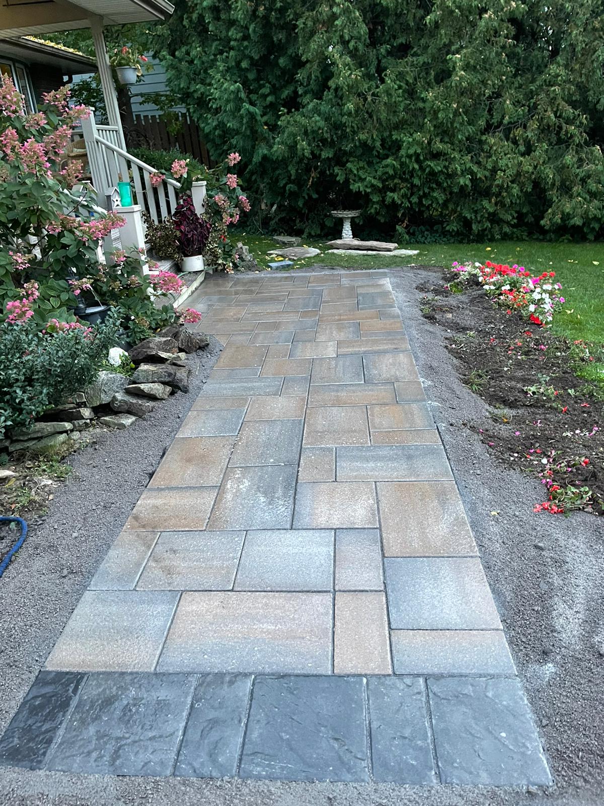 2 Queens Home Services Image